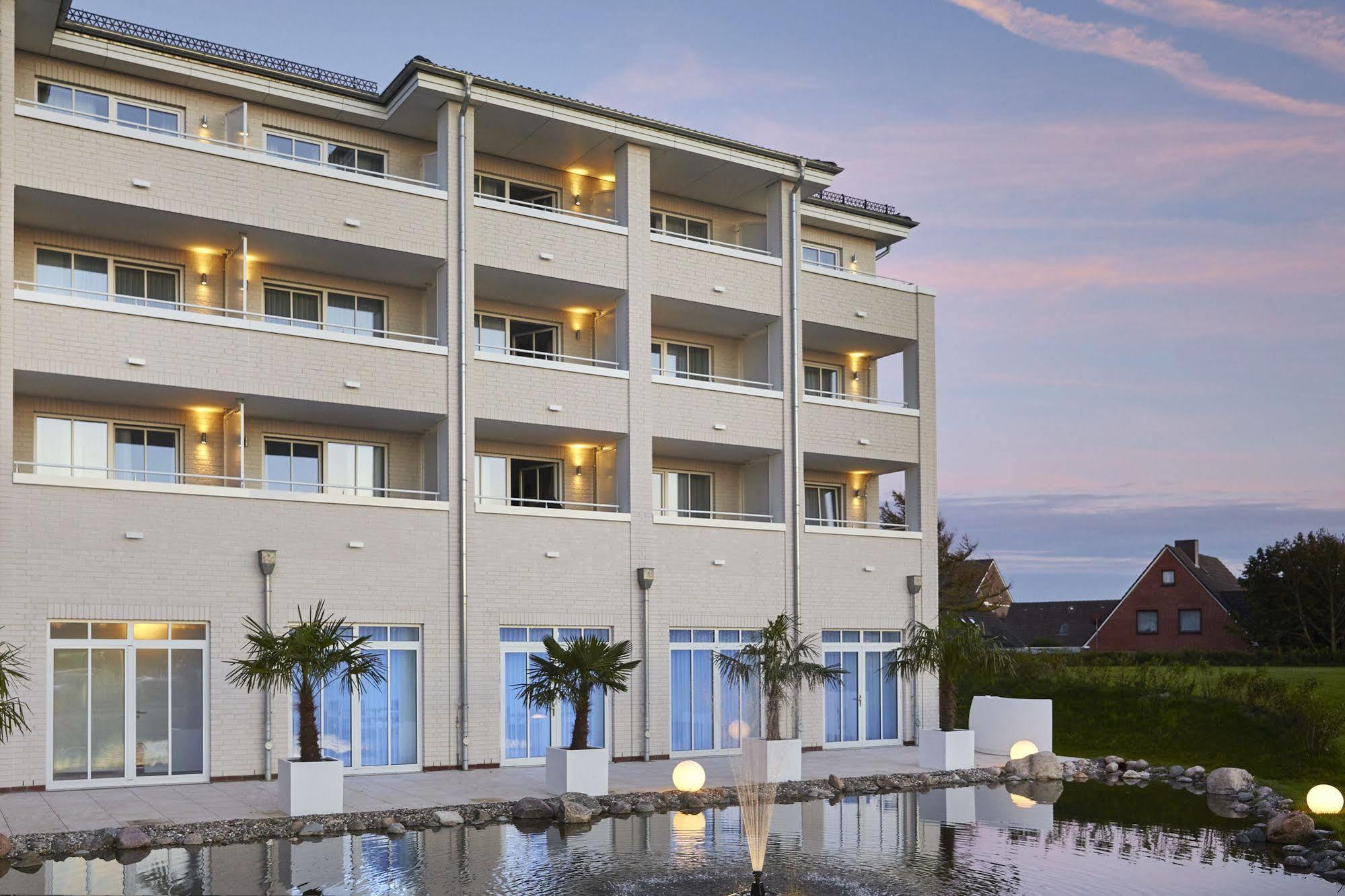 Nordica Hotel Friesenhof Busum Exterior photo